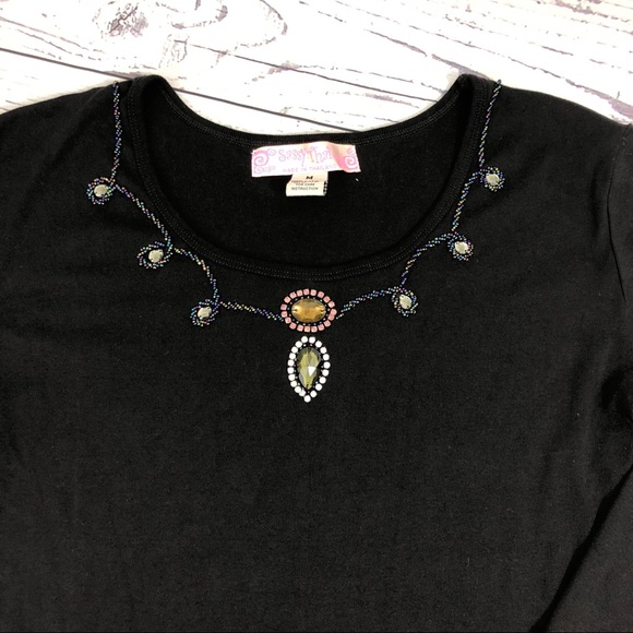Sassy Thai hand-beaded top size Medium - Picture 5 of 5